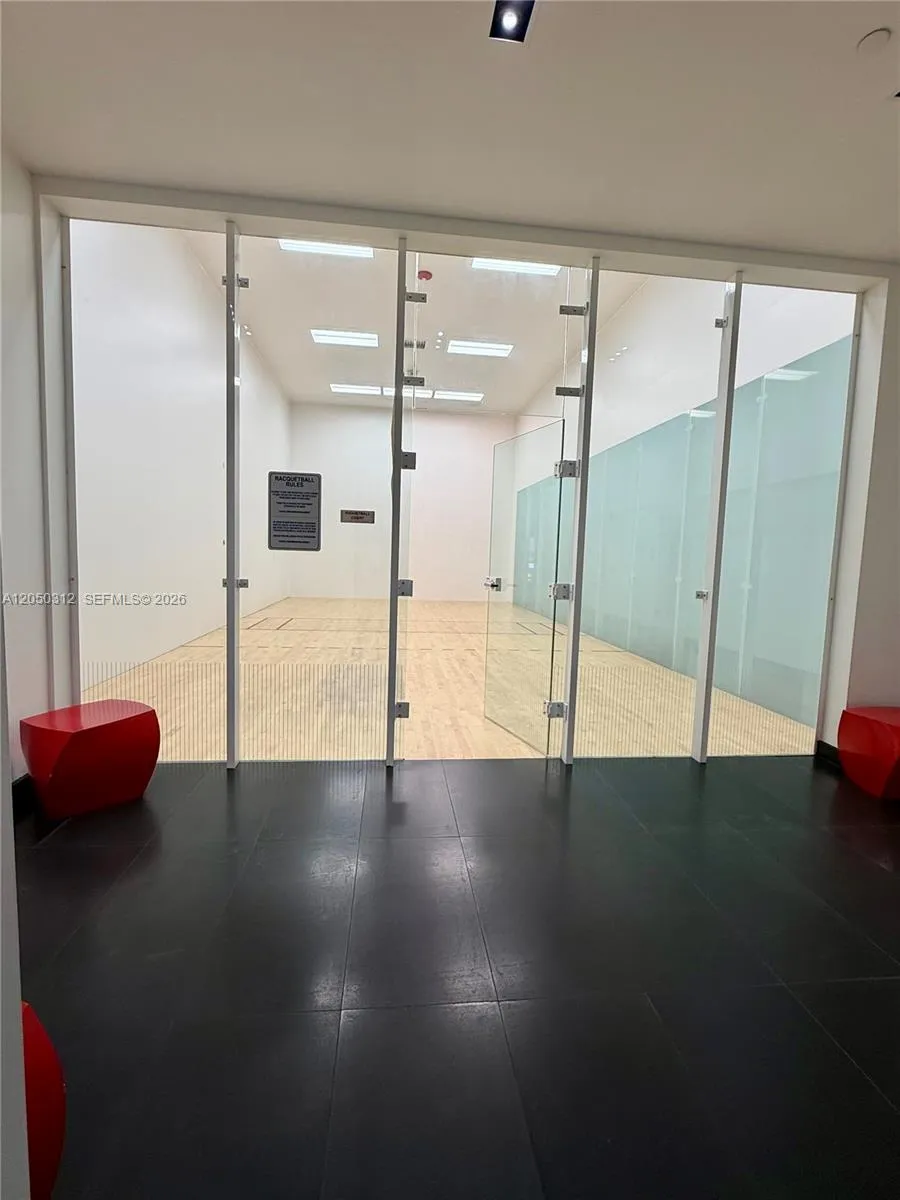 1600 NE 1st Ave #3402 Miami, FL 33132