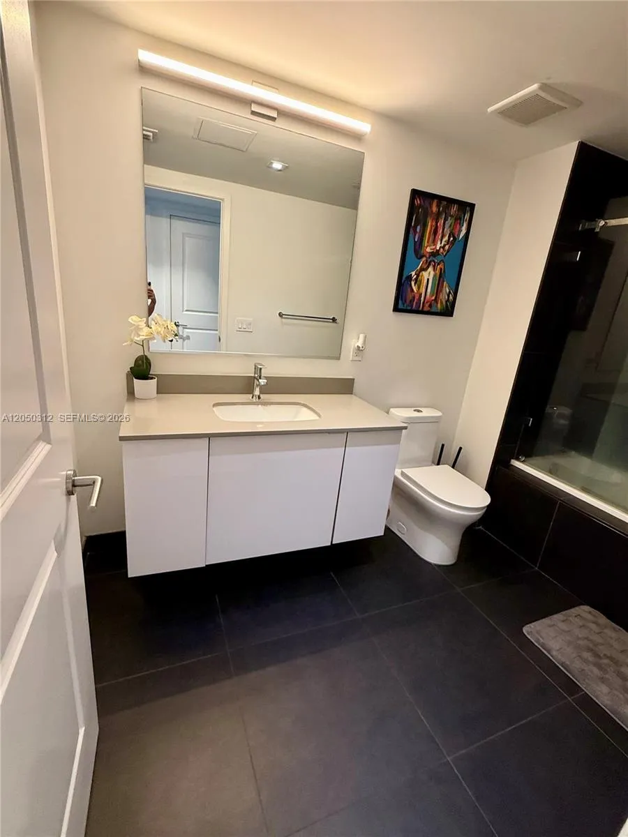 1600 NE 1st Ave #3402 Miami, FL 33132