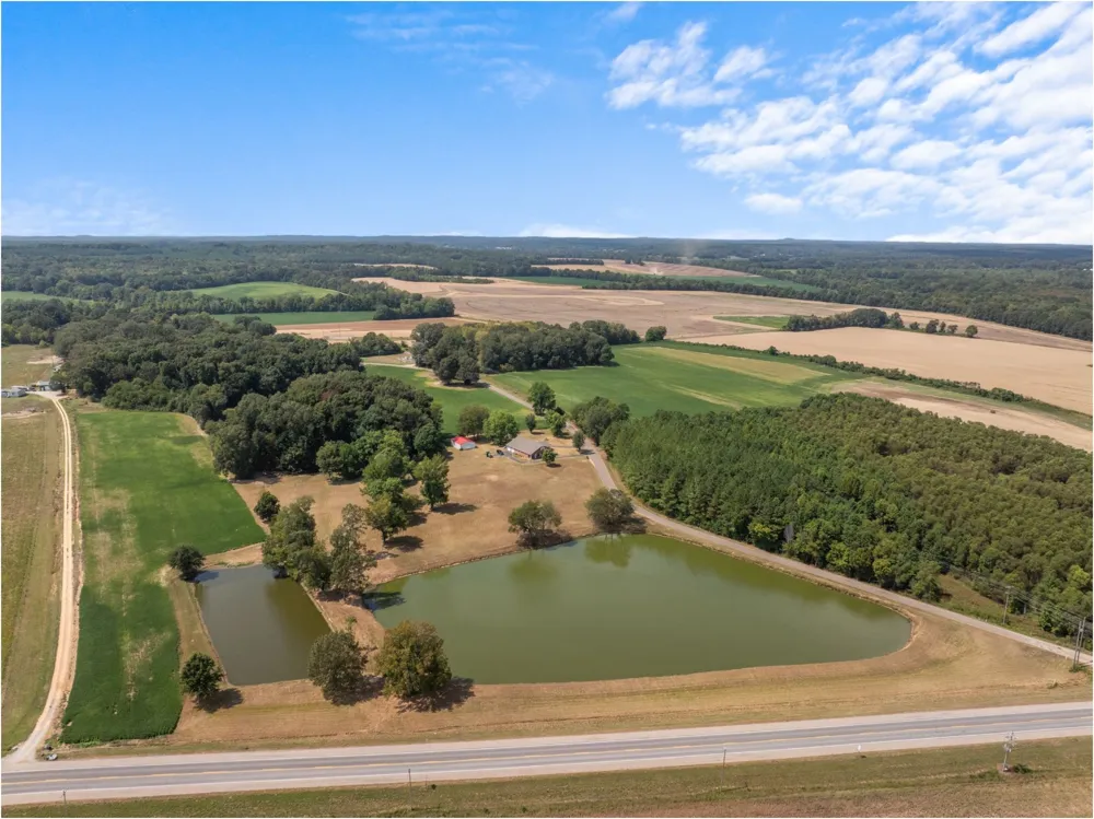 9691 Hardins Graveyard Rd Morris Chapel, TN 38361