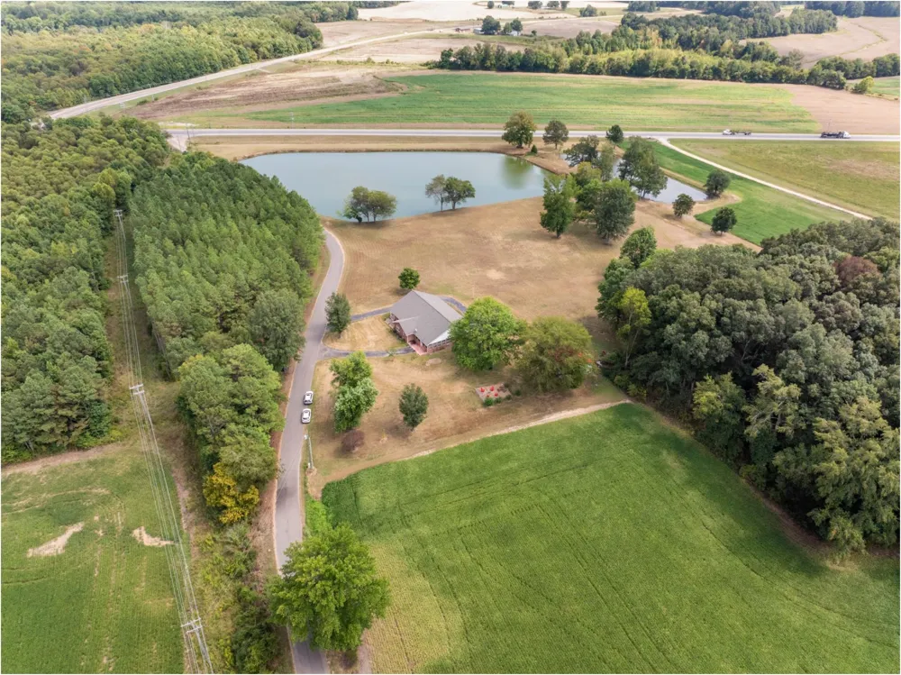 9691 Hardins Graveyard Rd Morris Chapel, TN 38361