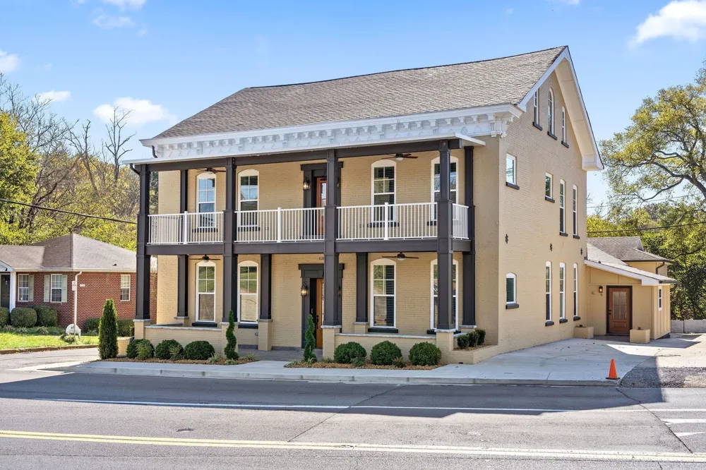 638 Madison St #2 Clarksville, TN 37040
