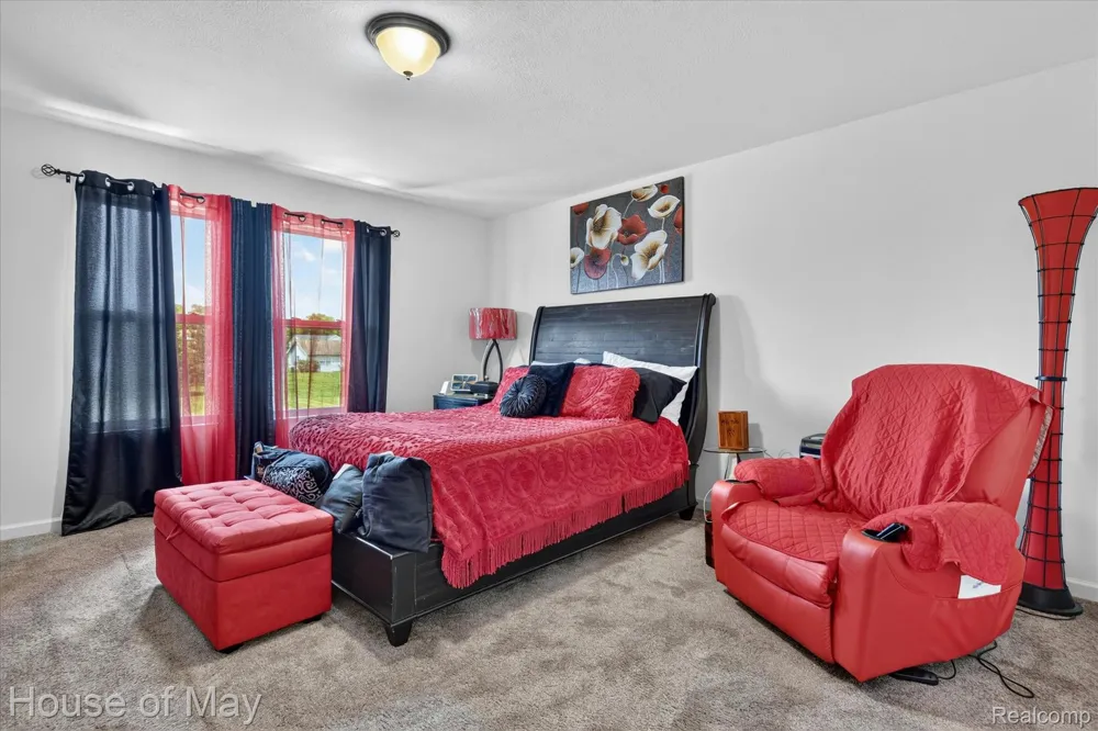 51348 Chardonnay Street Paw Paw Township, MI 49079