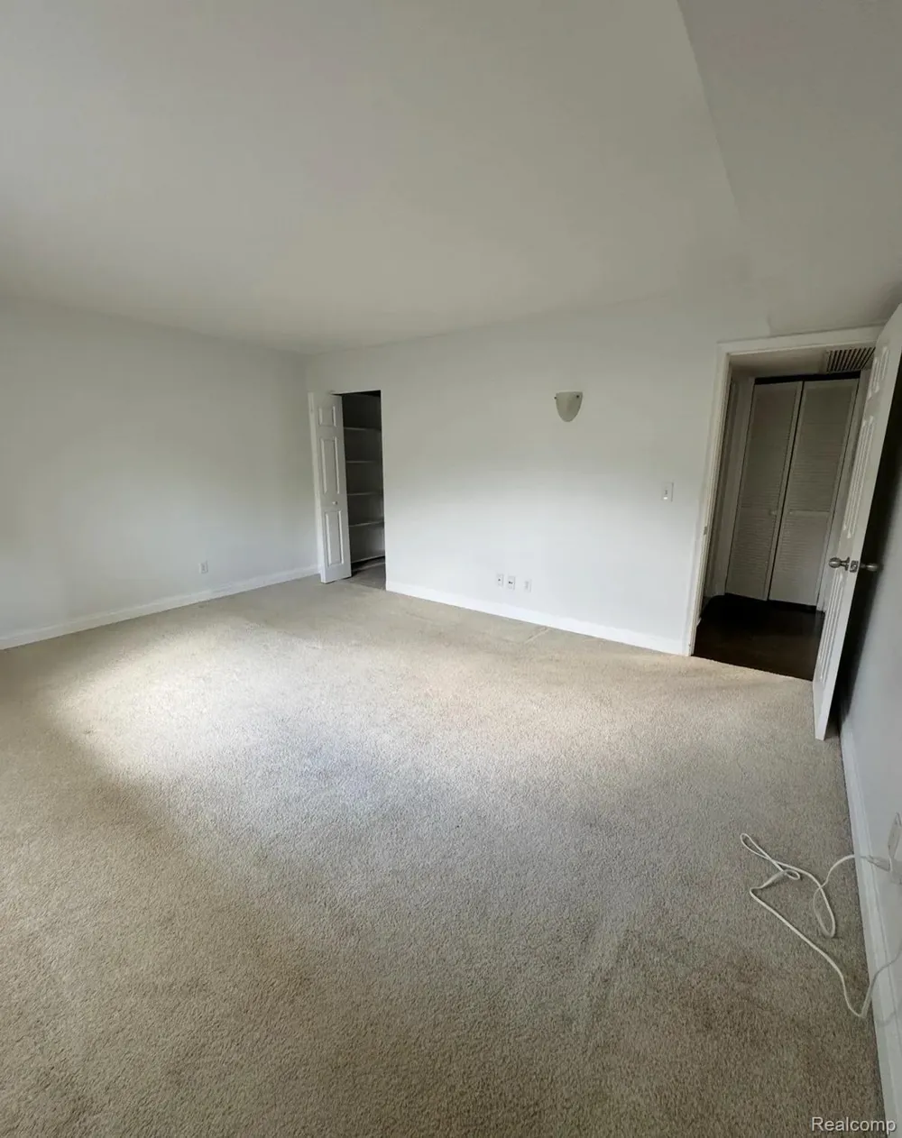 2247 Walton Boulevard #49 Rochester Hills City, MI 48309
