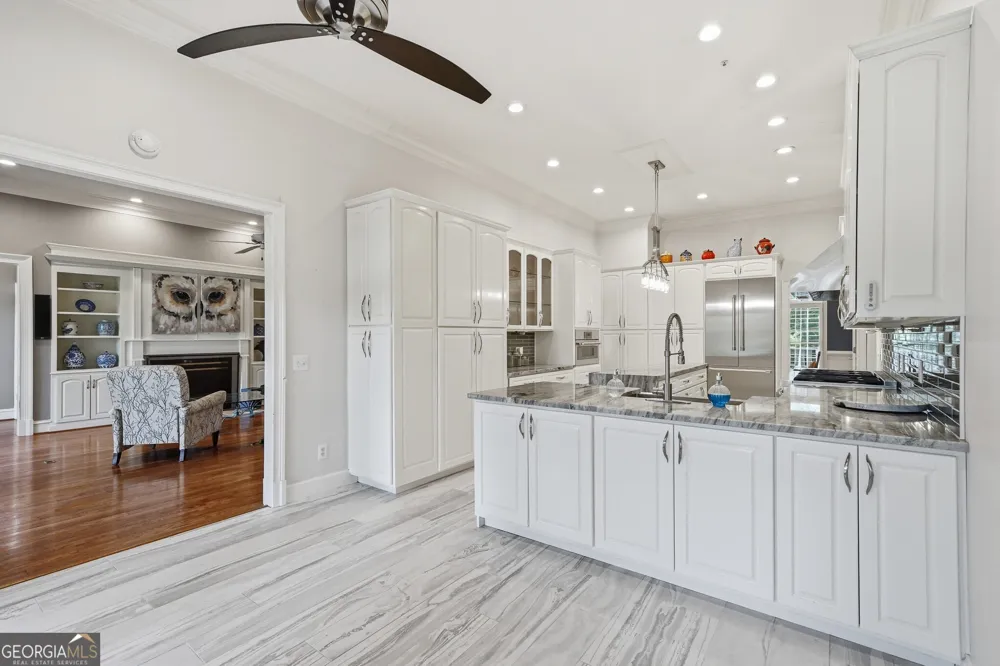 774 Bray RD SW Calhoun, GA 30701