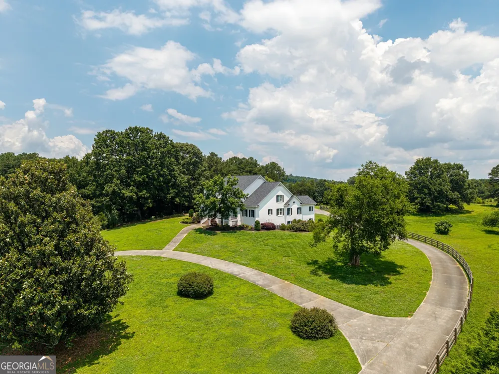 774 Bray RD SW Calhoun, GA 30701