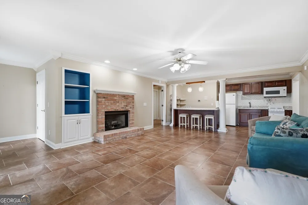 774 Bray RD SW Calhoun, GA 30701