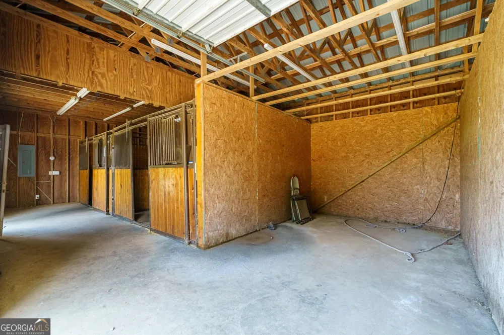 774 Bray RD SW Calhoun, GA 30701