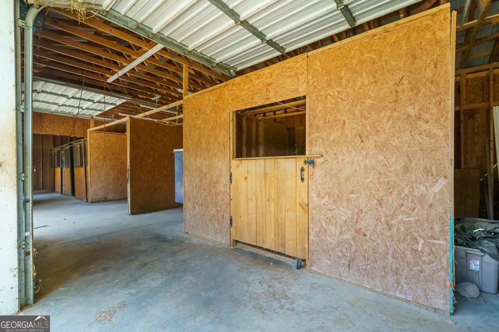 774 Bray RD SW Calhoun, GA 30701