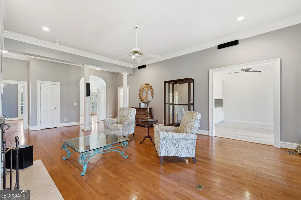 774 Bray RD SW Calhoun, GA 30701