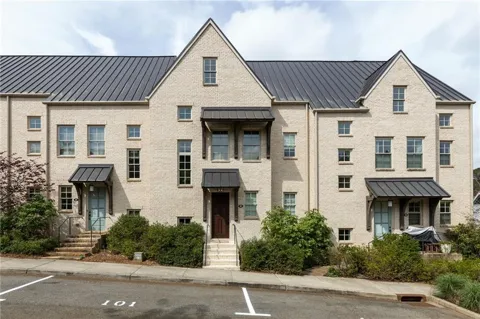 107 Ray Way