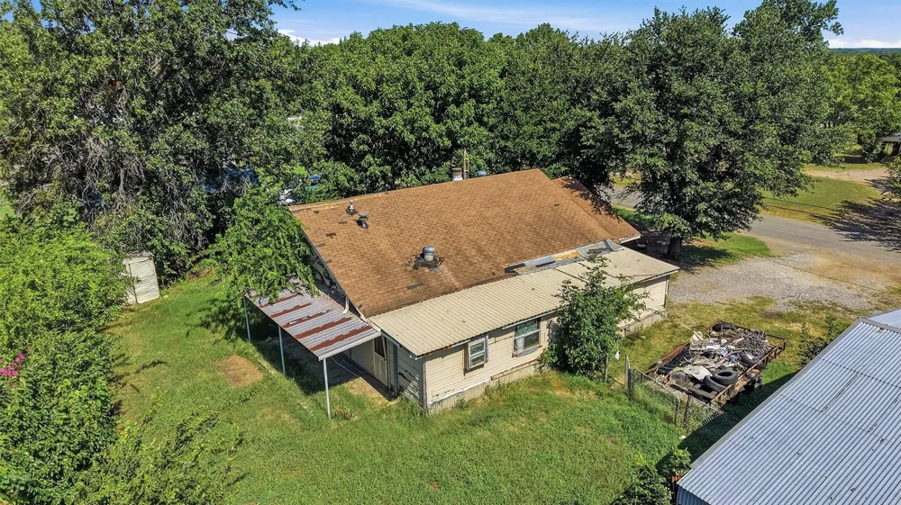 538 W Hughes Street Collinsville, TX 76233