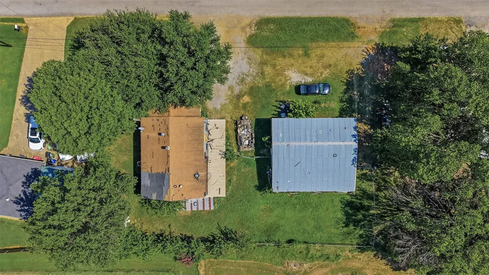 538 W Hughes Street Collinsville, TX 76233