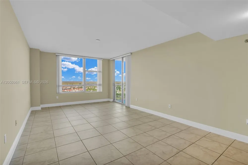 2681 Flamingo Rd #1903S Sunrise, FL 33323