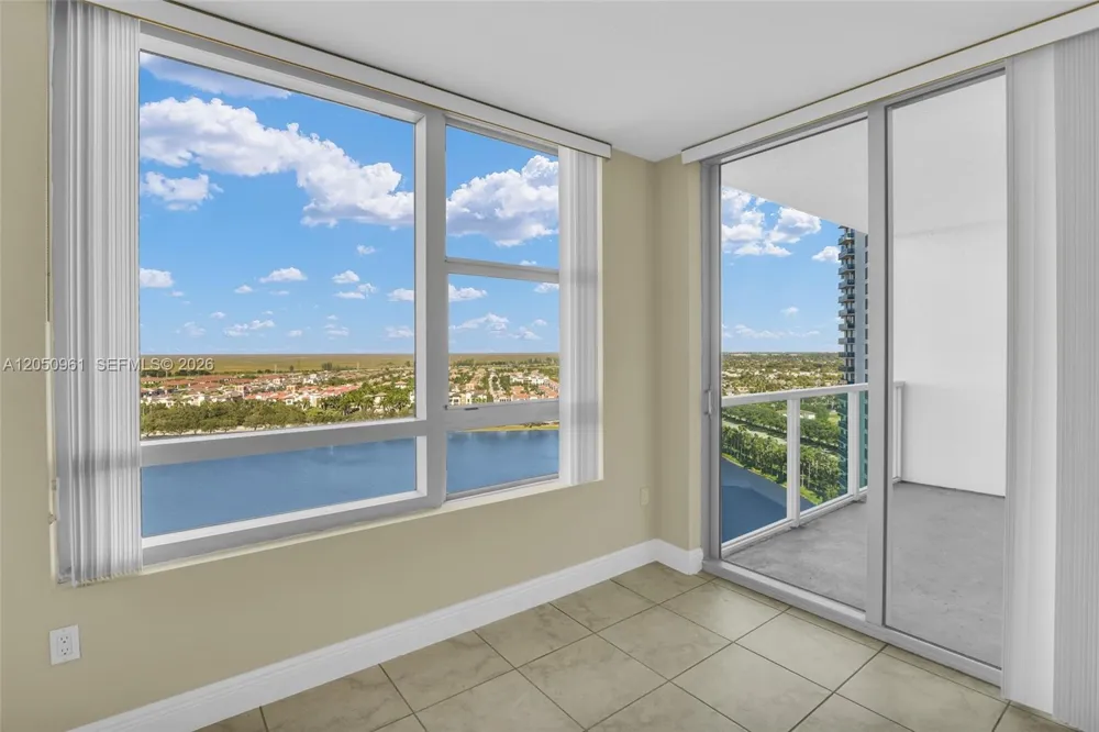 2681 Flamingo Rd #1903S Sunrise, FL 33323