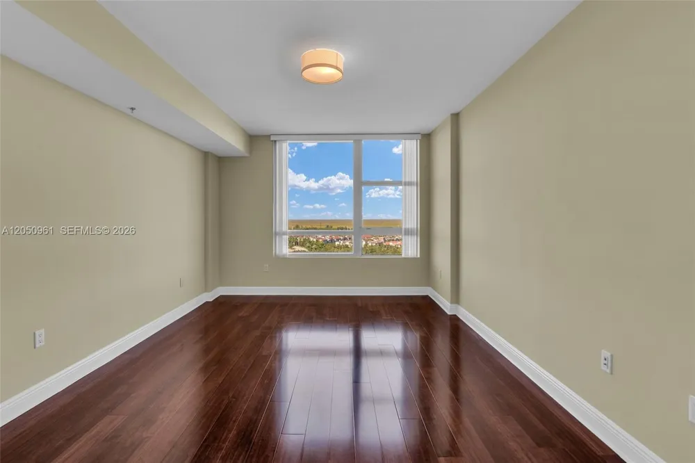 2681 Flamingo Rd #1903S Sunrise, FL 33323