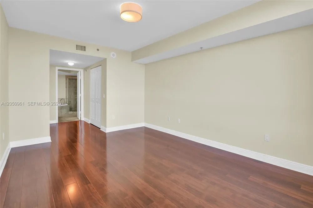 2681 Flamingo Rd #1903S Sunrise, FL 33323