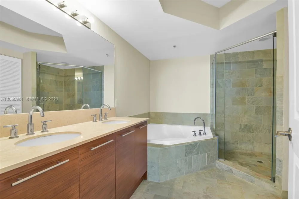 2681 Flamingo Rd #1903S Sunrise, FL 33323