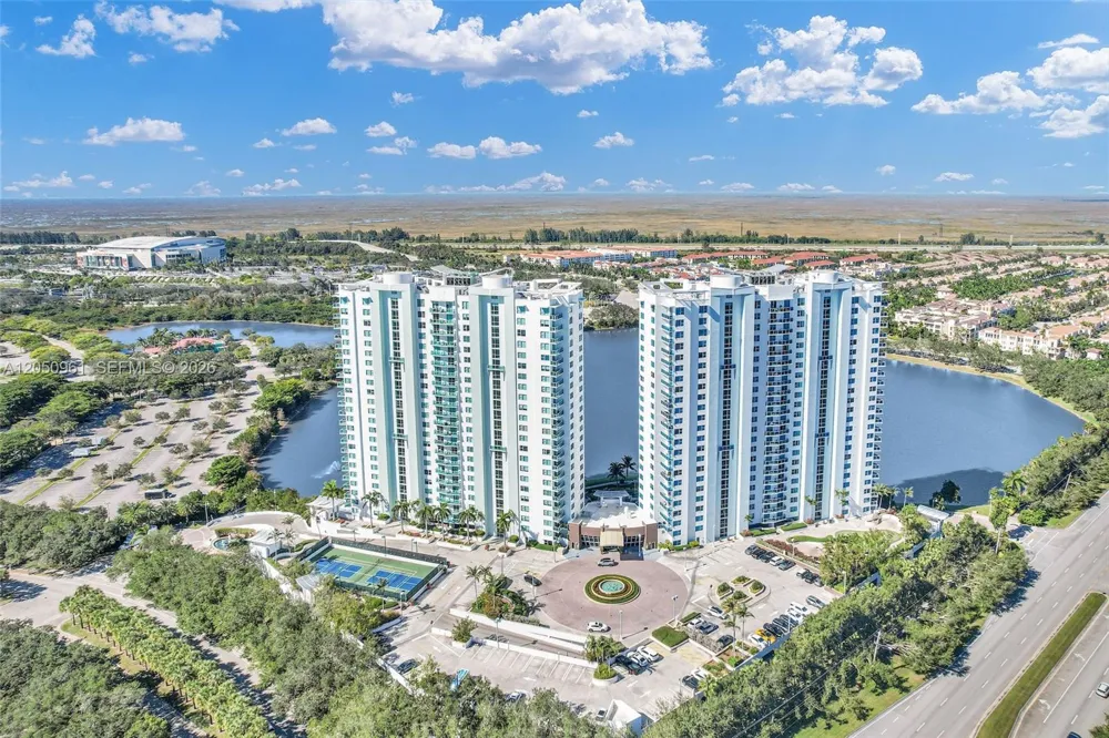 2681 Flamingo Rd #1903S Sunrise, FL 33323