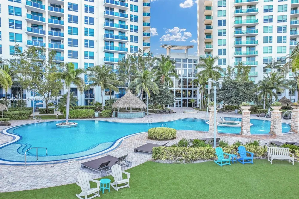 2681 Flamingo Rd #1903S Sunrise, FL 33323