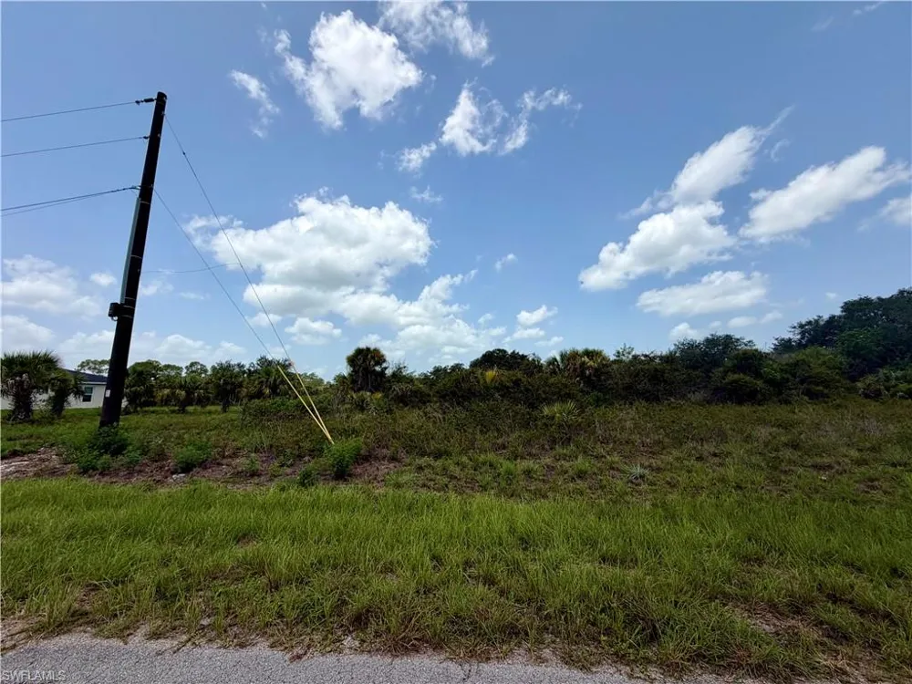 216 Moonlight Lane Labelle, FL 33935