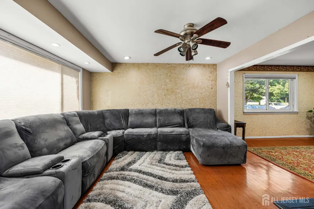 1 Quincy Circle South Brunswick, NJ 08810