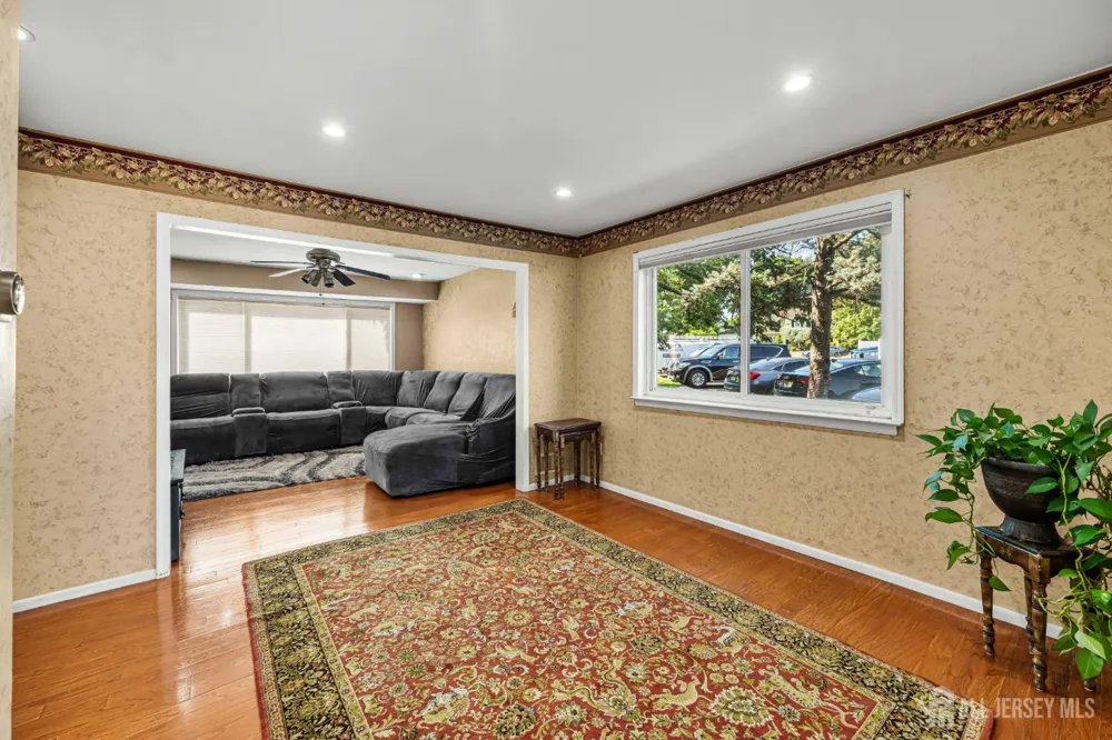 1 Quincy Circle South Brunswick, NJ 08810