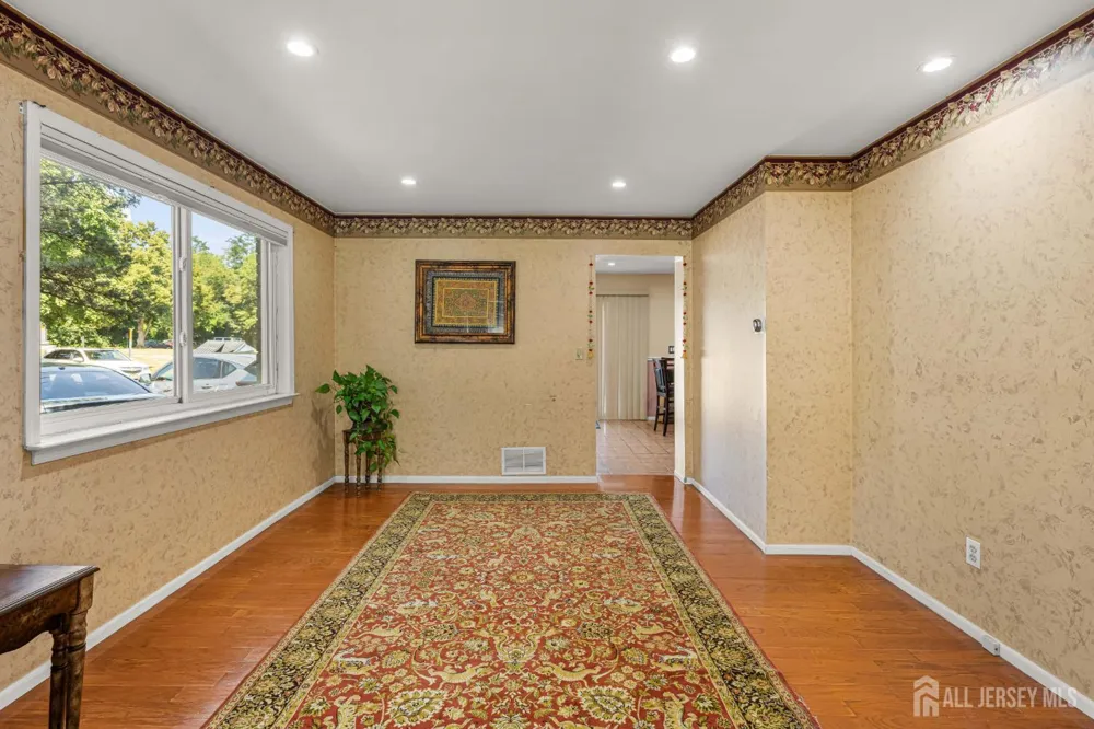 1 Quincy Circle South Brunswick, NJ 08810