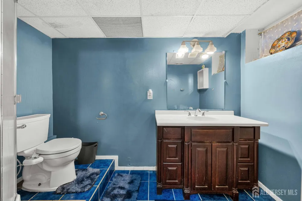 1 Quincy Circle South Brunswick, NJ 08810