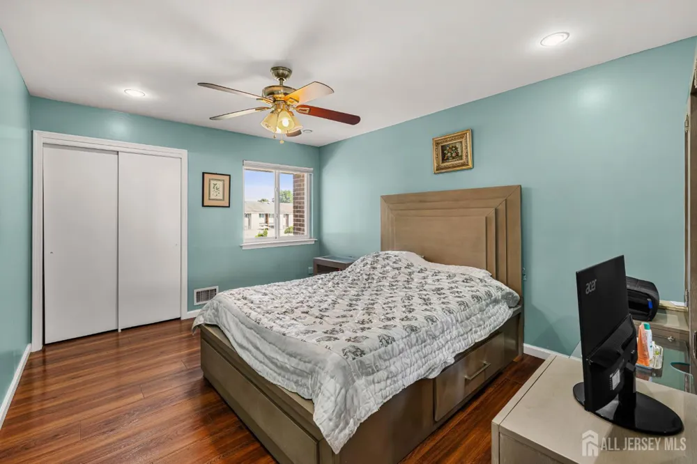 1 Quincy Circle South Brunswick, NJ 08810