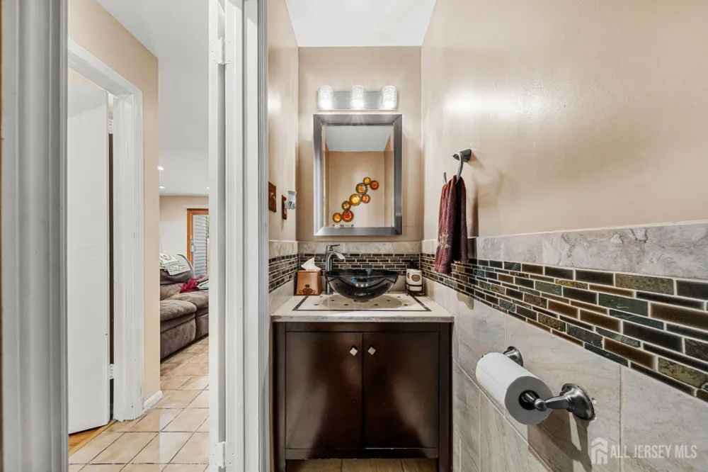 1 Quincy Circle South Brunswick, NJ 08810
