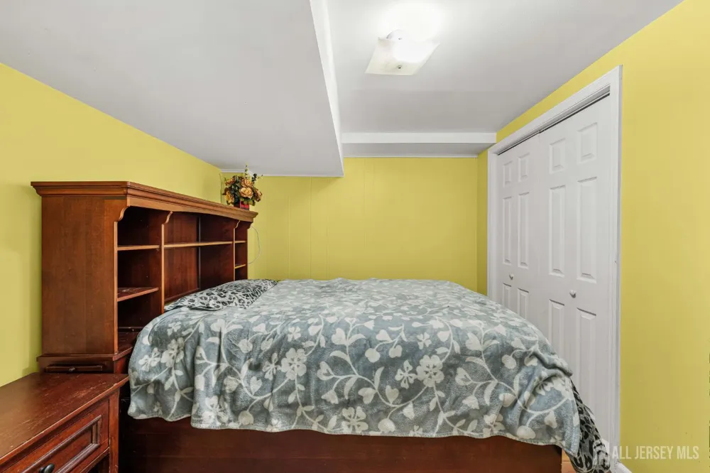 1 Quincy Circle South Brunswick, NJ 08810