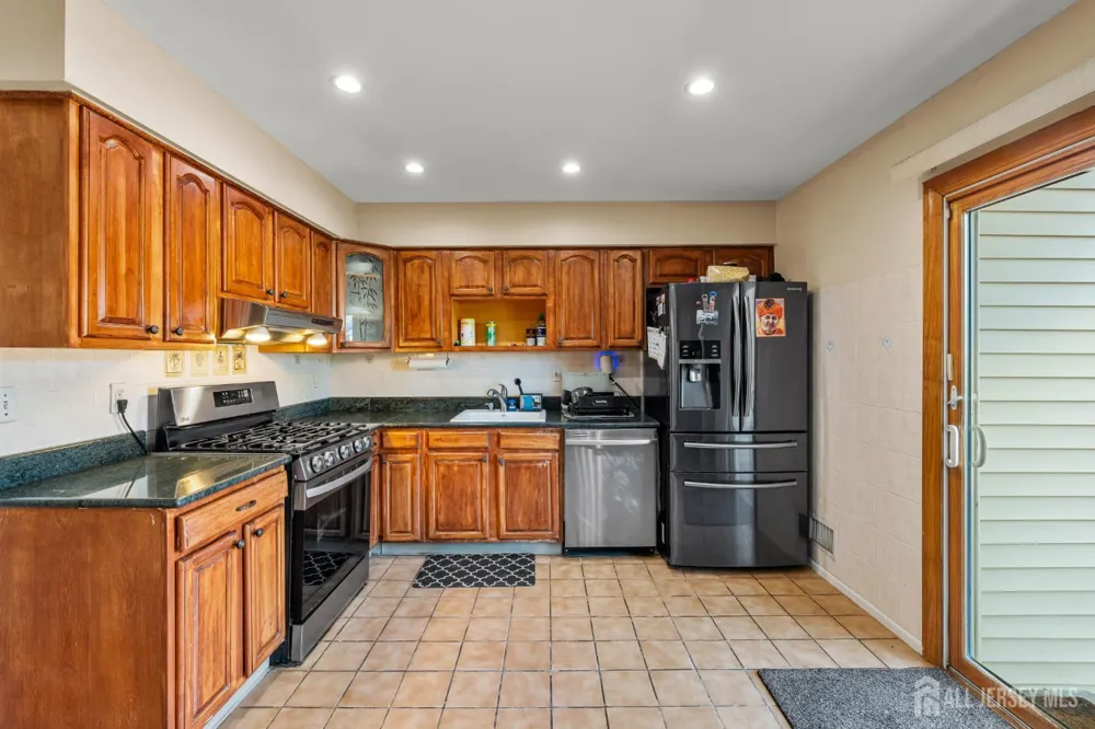 1 Quincy Circle South Brunswick, NJ 08810