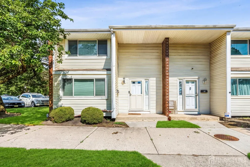 1 Quincy Circle South Brunswick, NJ 08810