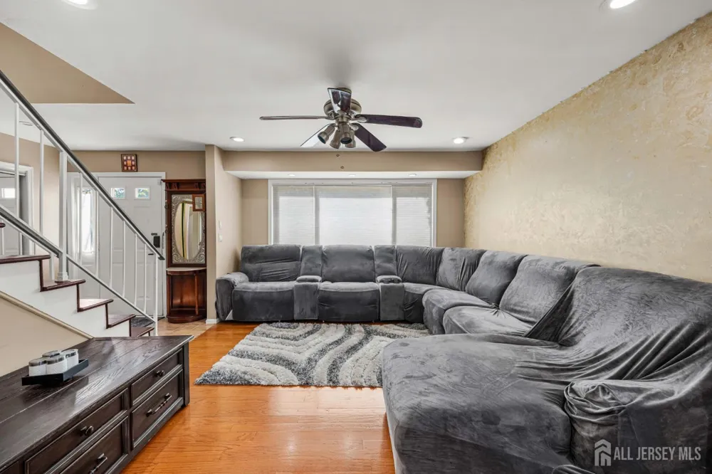 1 Quincy Circle South Brunswick, NJ 08810