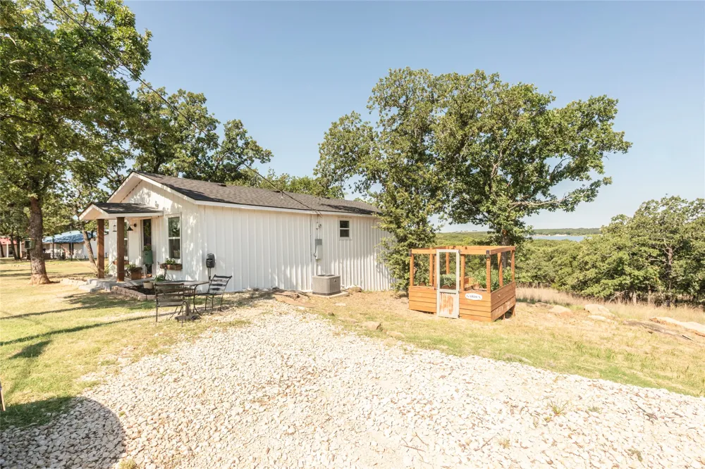 375 Nocona Drive Nocona, TX 76255