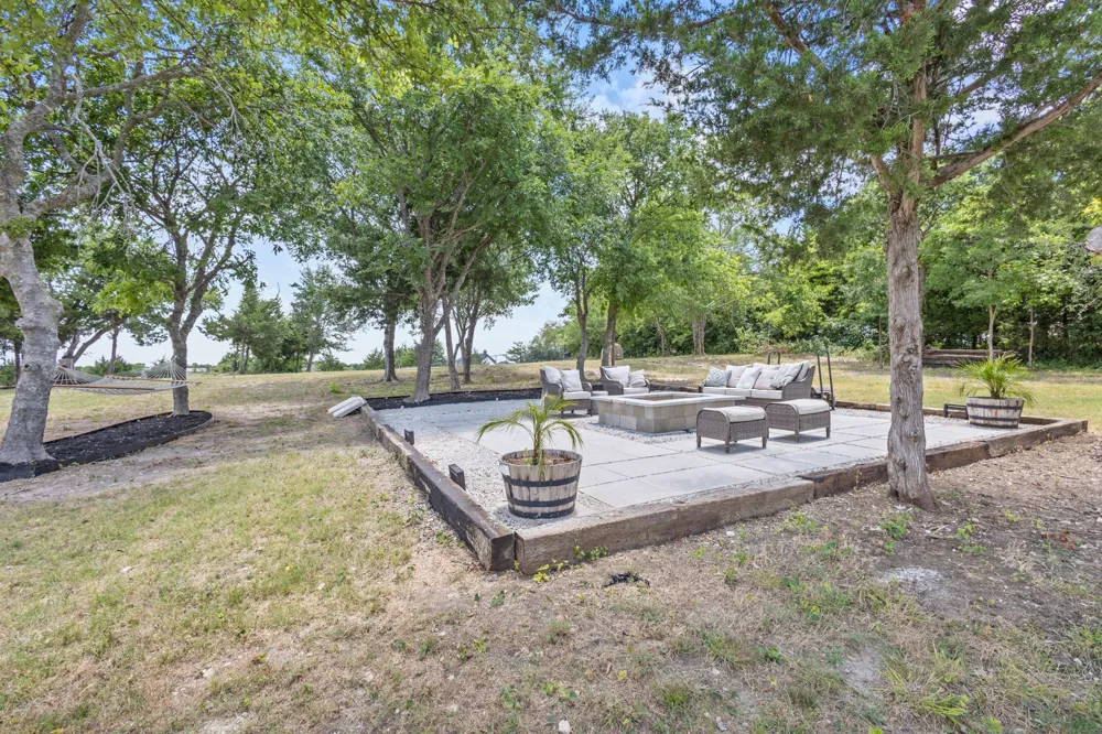 410 Silo Court Waxahachie, TX 75167