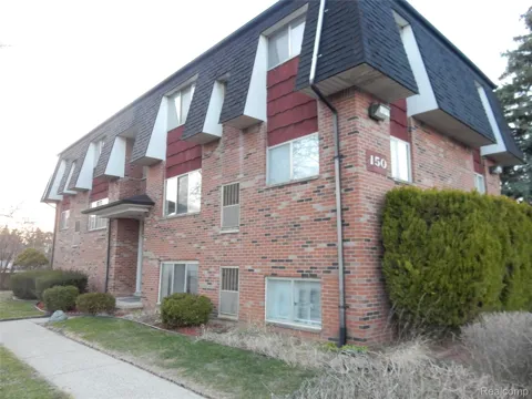 150 ARCOLA STREET #3