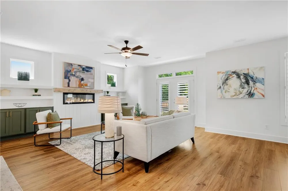 2737 Hallwood Lane Suwanee, GA 30024