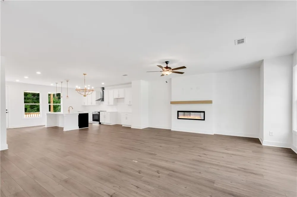 2737 Hallwood Lane Suwanee, GA 30024