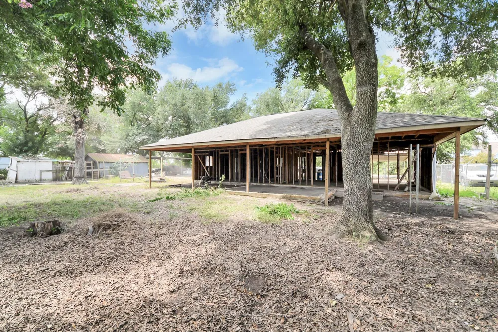 15127 Almeece Street Houston, TX 77053