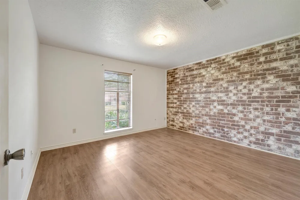 3980 Laura Leigh Drive Friendswood, TX 77546
