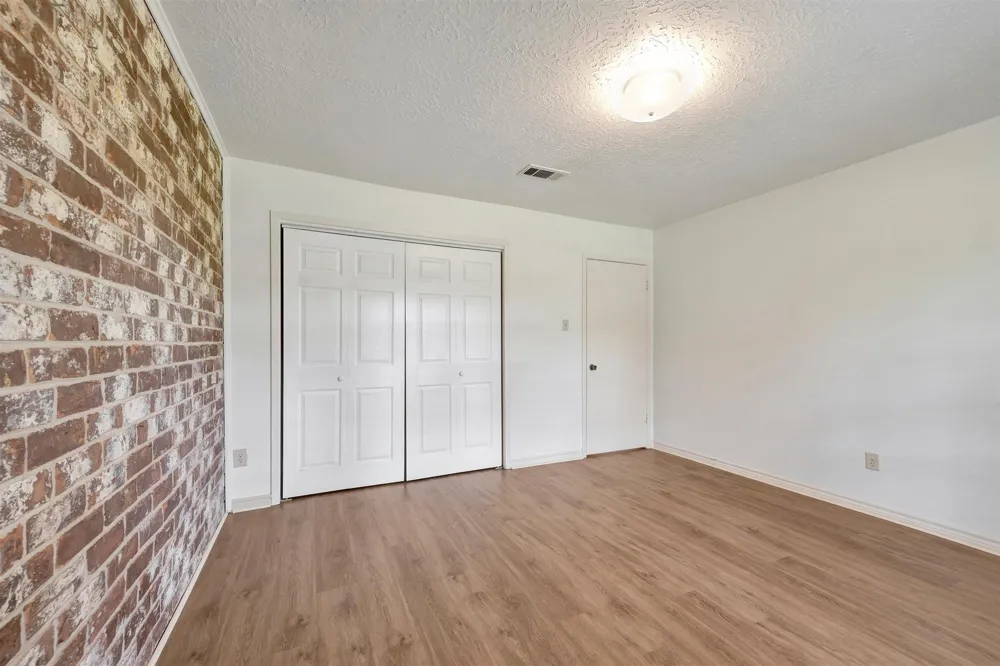 3980 Laura Leigh Drive Friendswood, TX 77546