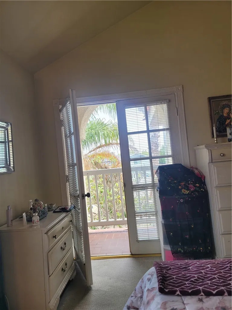 2905 Inglewood Avenue Redondo Beach, CA 90278