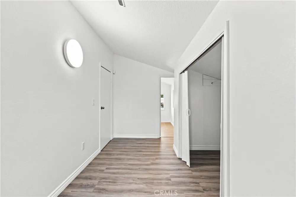 15037 Miami Apple Valley, CA 92307
