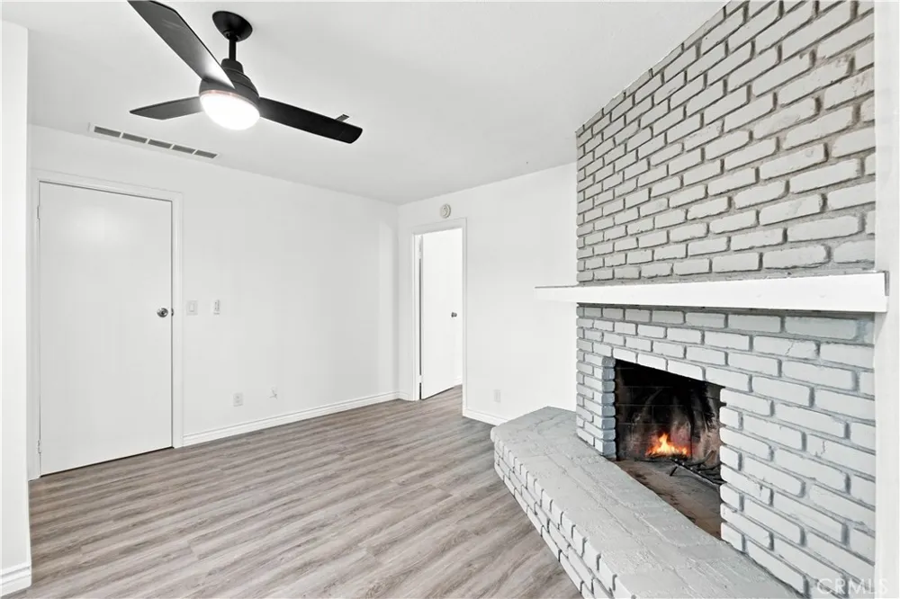 15037 Miami Apple Valley, CA 92307