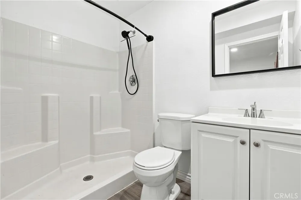 15037 Miami Apple Valley, CA 92307