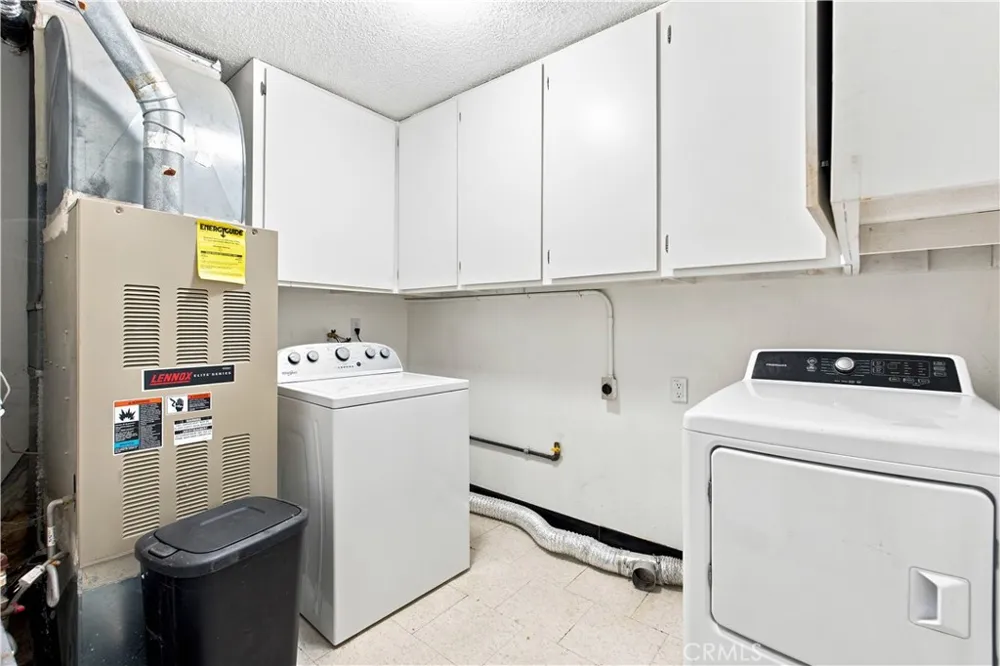 15037 Miami Apple Valley, CA 92307