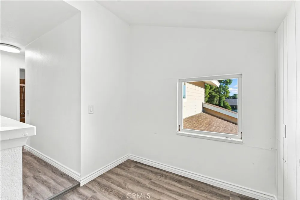 15037 Miami Apple Valley, CA 92307