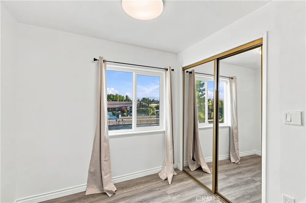 15037 Miami Apple Valley, CA 92307