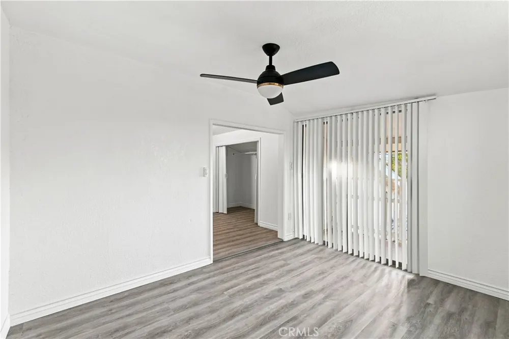15037 Miami Apple Valley, CA 92307
